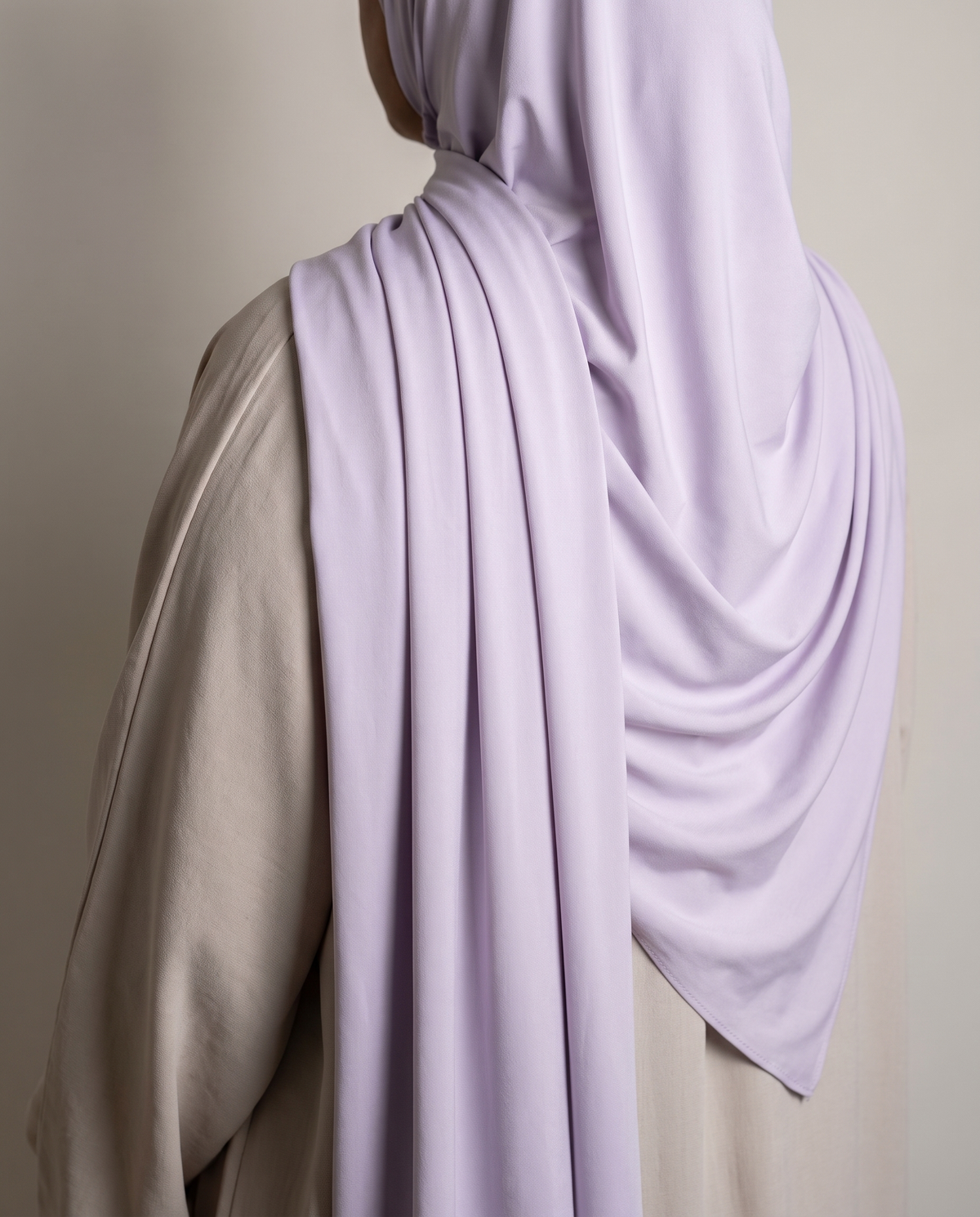 Magnolia - Liquid Jersey, drape detail