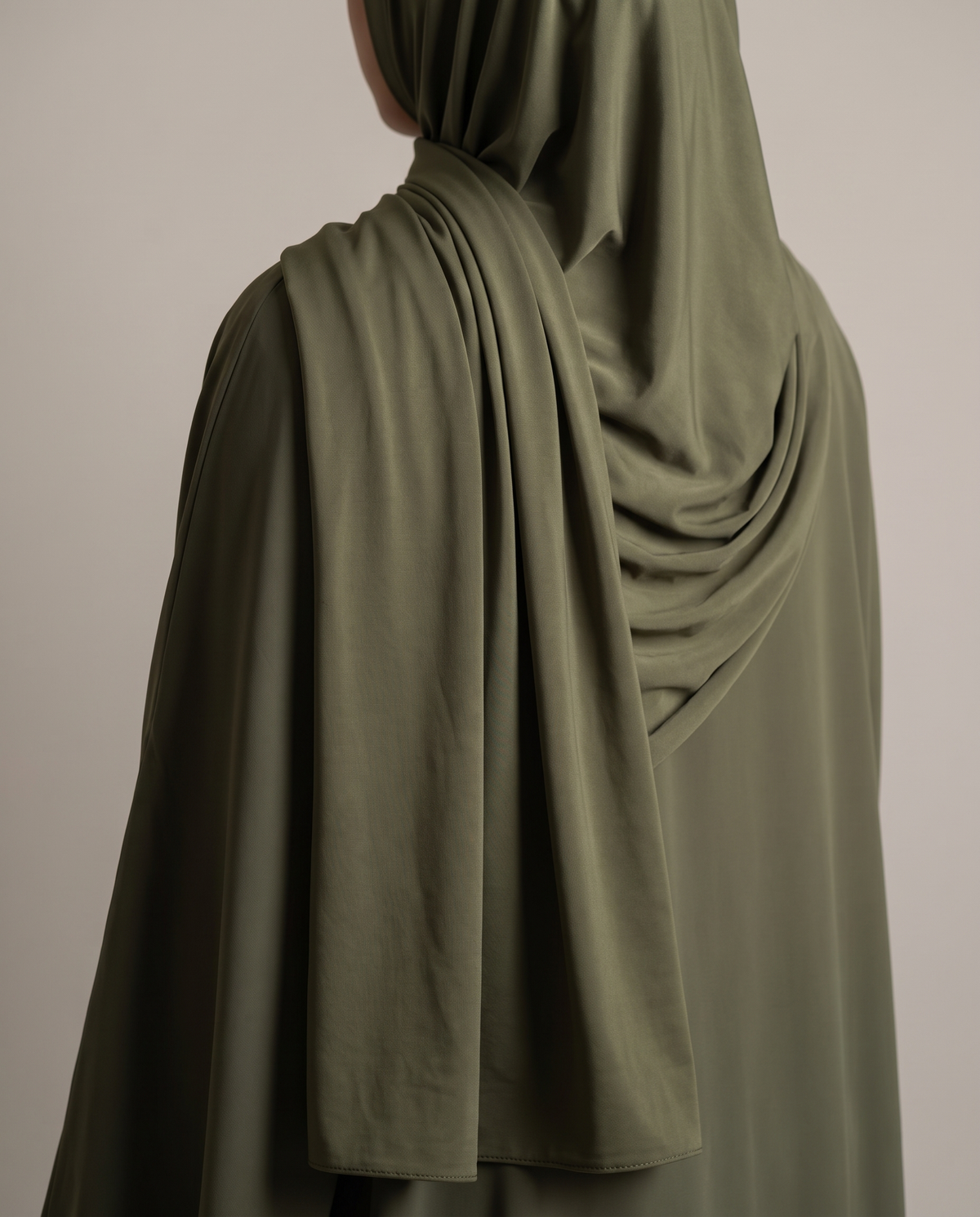 Forest - Liquid Jersey, drape detail